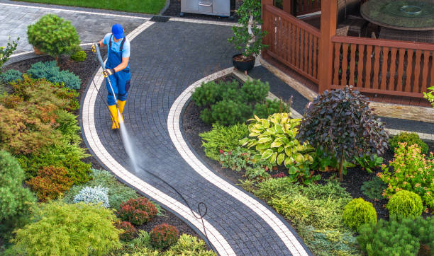 Best Residential Pressure Washing Services  in Commack, NY